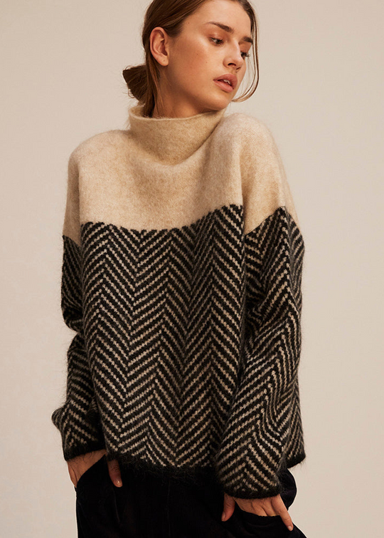 Bessie | Stylish Herringbone Turtleneck Sweater
