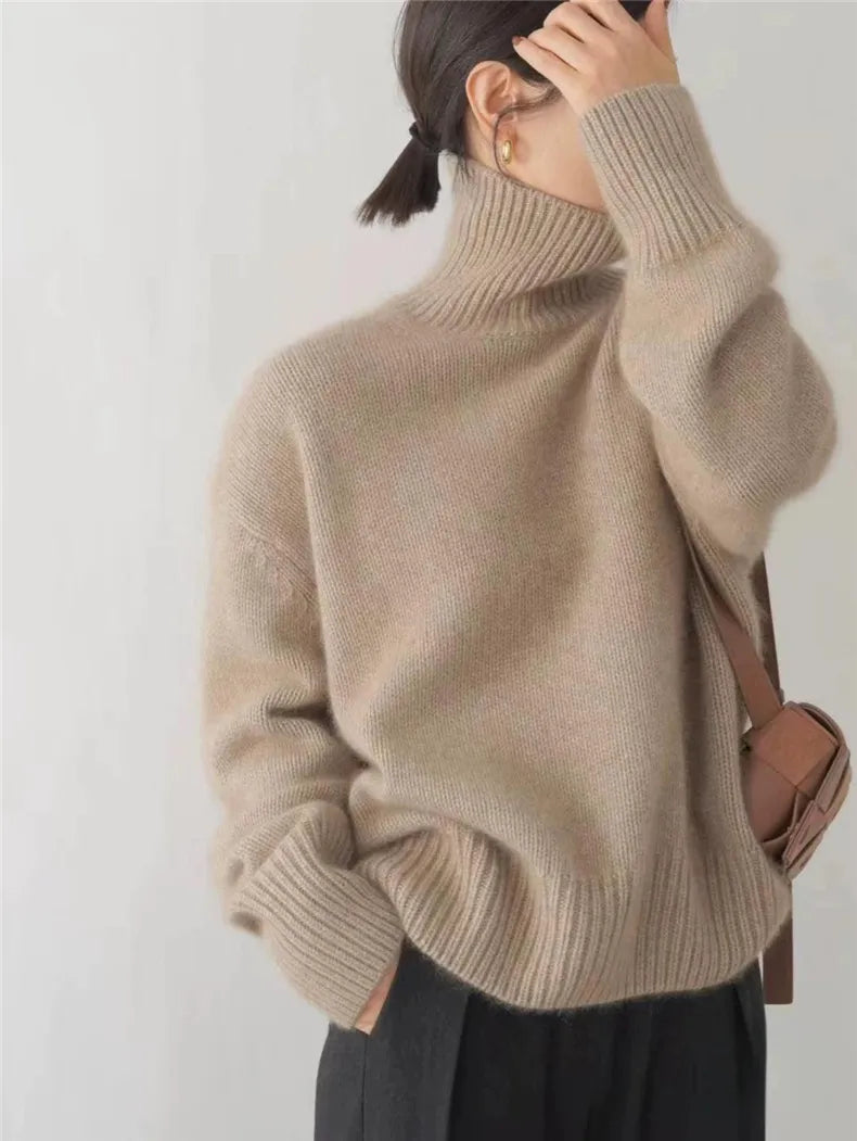 Alice - Classic Turtleneck Knitwear Sweater